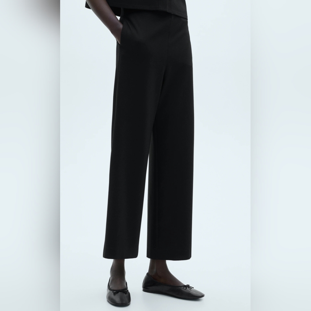 Knitted culotte trousers